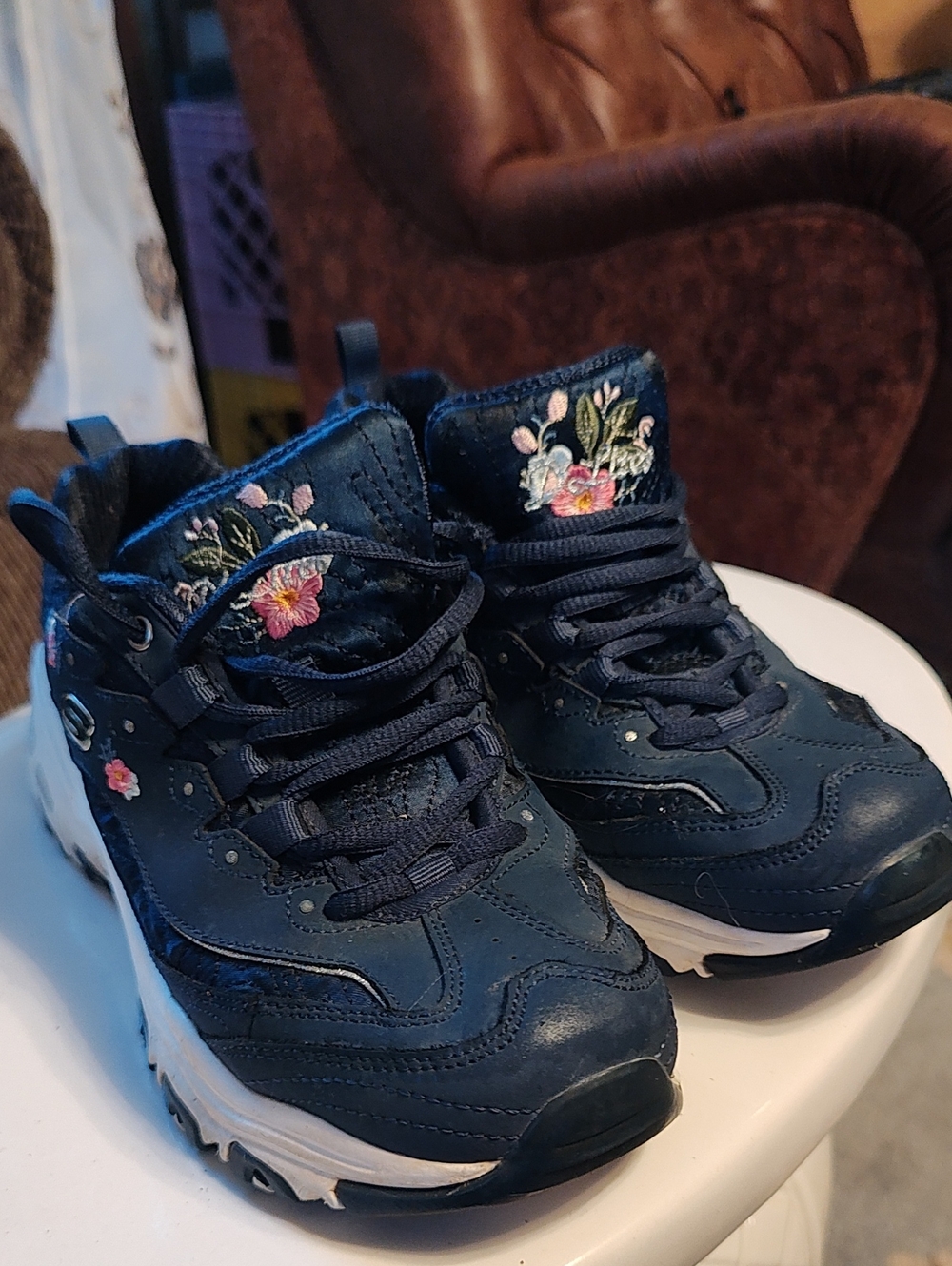 Women's Navy Floral Embroidered High-Top Sneakers Regular Width Size 7 1/2